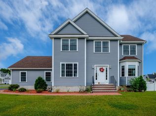 10 Carlson Way, Woburn, MA 01801