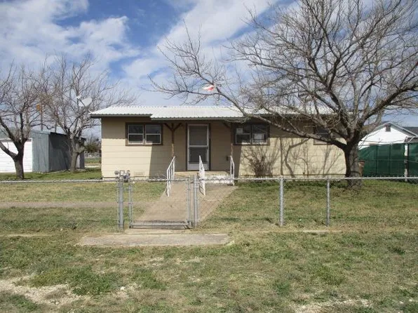 1030 E 19th St, San Angelo, TX 76903
