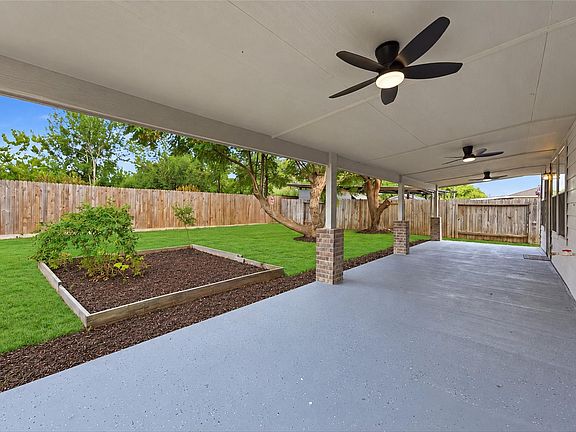 4th image of 3435 Red Cedar Dr