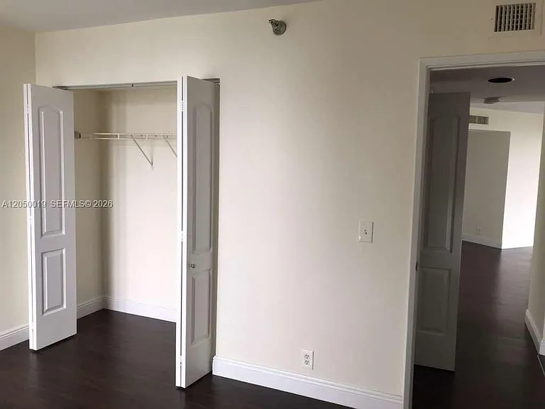 3300 NE 191st St #1412 — Photo 27