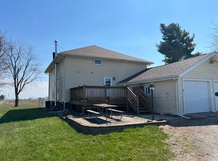 12989 N 2700 East Rd, Ellsworth, IL 61737