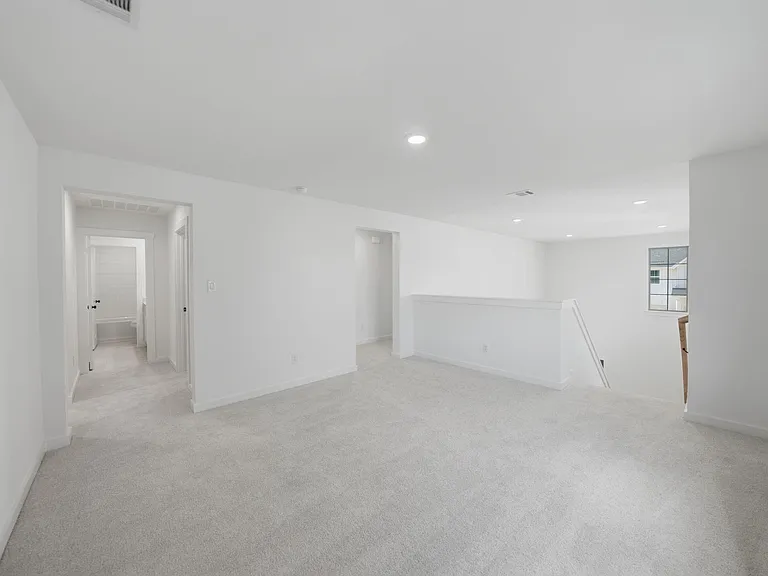 332 Chestnut St — Photo 13