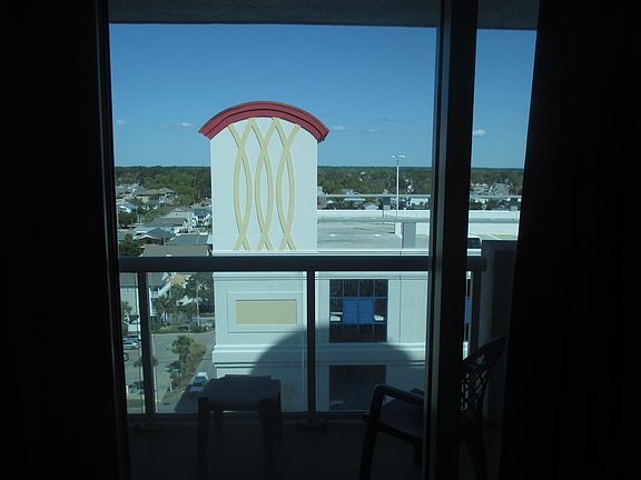 3rd image of 2100 N Ocean Blvd. #1123