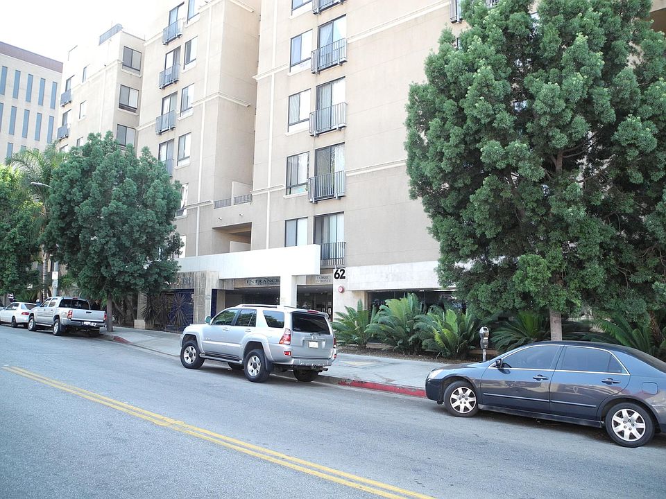 1st image of 625 S Berendo St APT 204