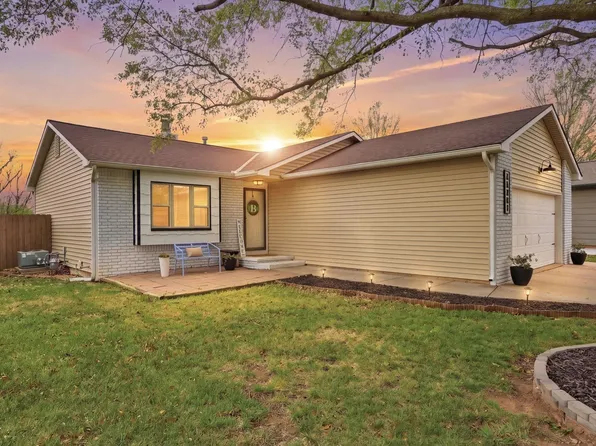 11207 W Delano St, Wichita, KS 67212