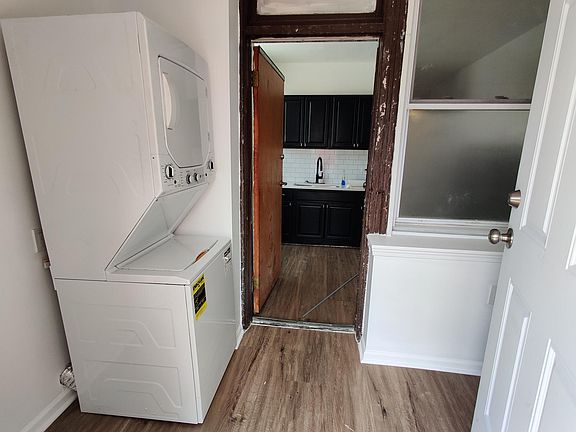 3rd image of 4312 N Lincoln Ave