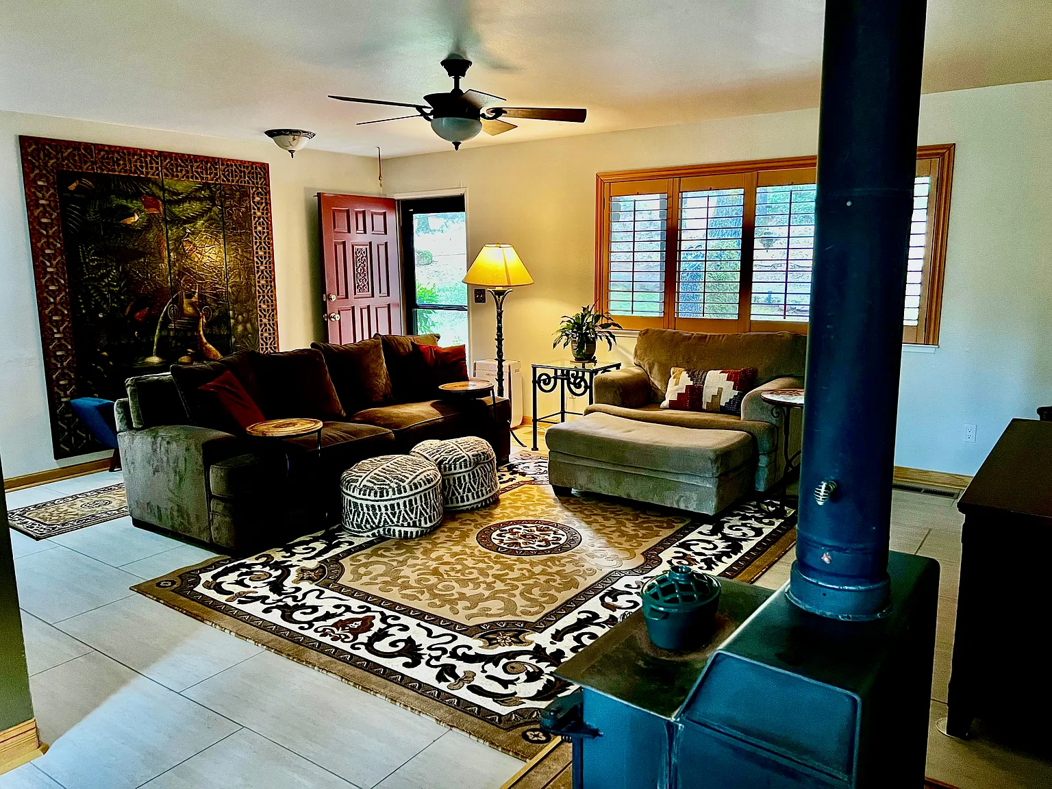 3 bed, 1640 sqft, $3,300 — Photo 4