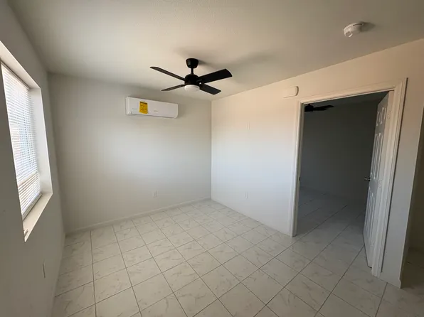 1654 Driftwood Dr #1, El Centro, CA 92243