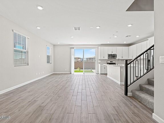 5th image of 21047 N 58th Way