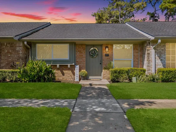 197 W Tri Oaks Ln APT 197, Houston, TX 77043