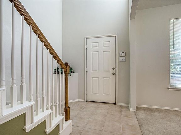 2nd image of 352 Amethyst Dr