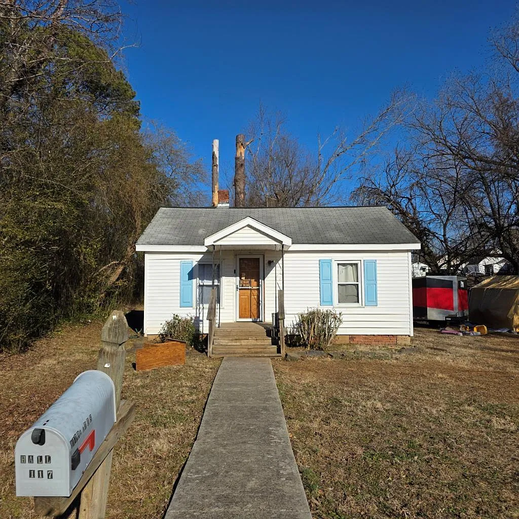 117 Pettus St photo 1