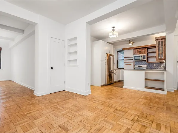 90 Park Ter E #1CD, New York, NY 10034