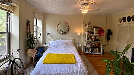 Rented by Garfield Realty 