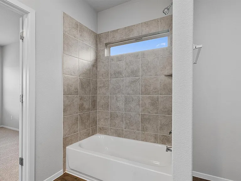 621 Running Creek Dr — Photo 17