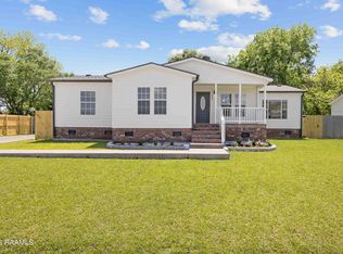 202 Winding Way, Youngsville, LA 70592