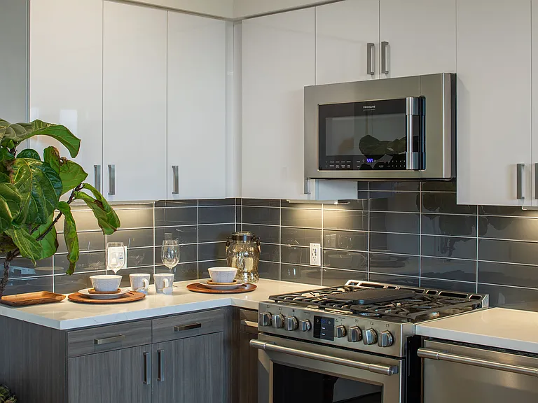 Pacific Apartment Homes — Photo 51