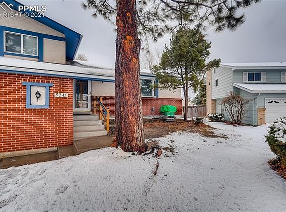 3rd image of 5245 N Carefree Cir