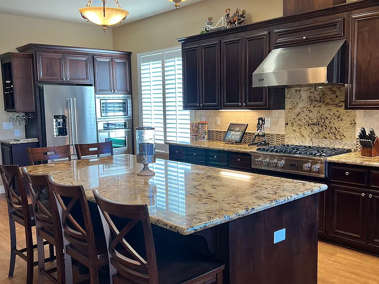 1407 W Colonial Pkwy — Photo 25