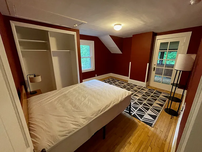 831 Lancaster Ave — Photo 15