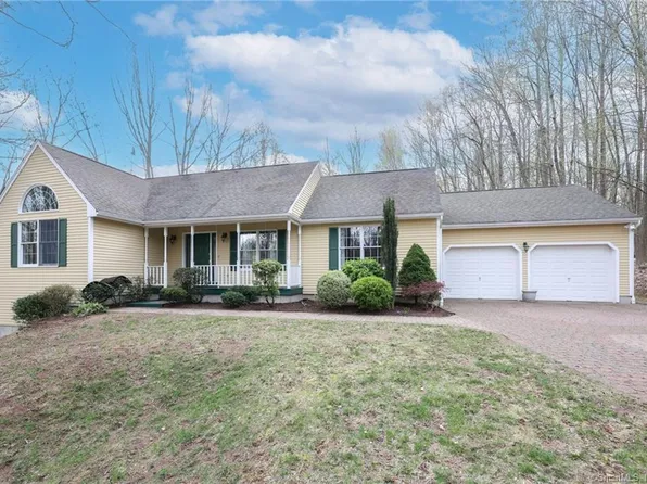 165 Winding Ridge, Southington, CT 06489