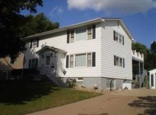 2827 36th St, Rock Island, IL