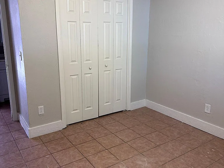130 W Rillito St #130 — Photo 8