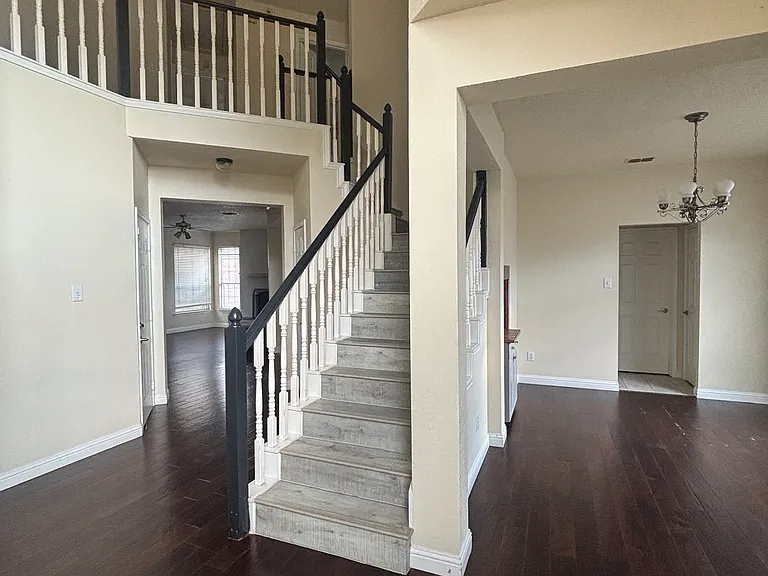 18516 Timber Oaks Dr — Photo 4