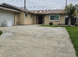 822 Greenberry Dr, La Puente, CA 91744