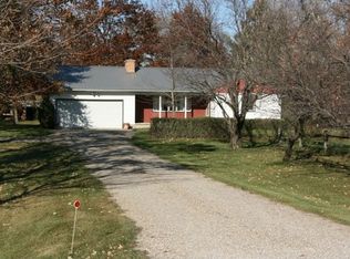 5208 W Mount Vernon Rd, Cedar Falls, IA 50613