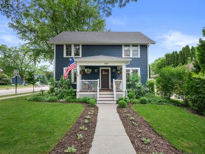 102 Woodland LANE, Oconomowoc, WI, 53066