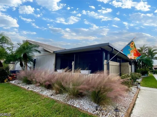 15546 Crystal Lake Dr, North Fort Myers, FL 33917