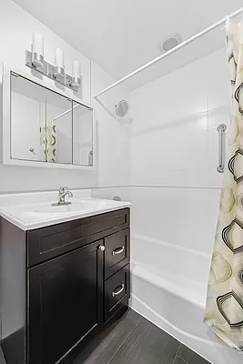 Rented by Corcoran | media 5