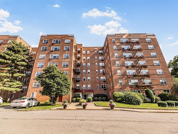 3rd image of 609 Palmer Road #4J