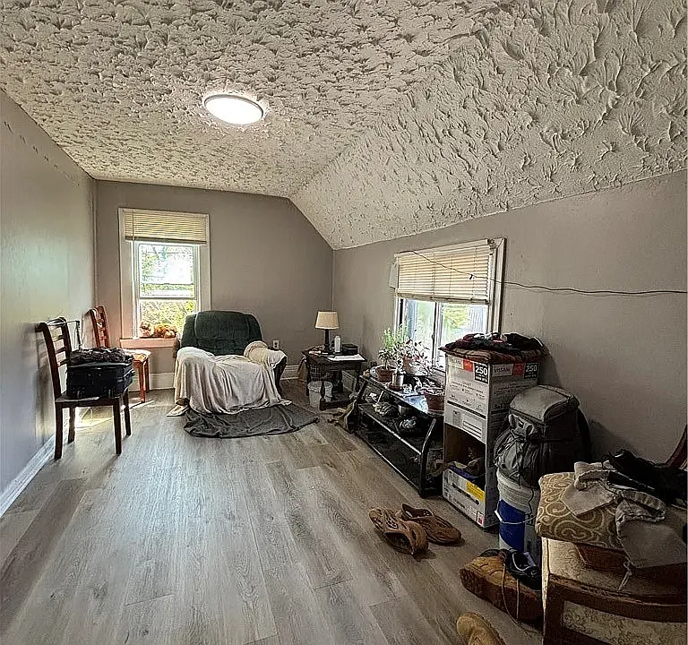 13 Clay St #1