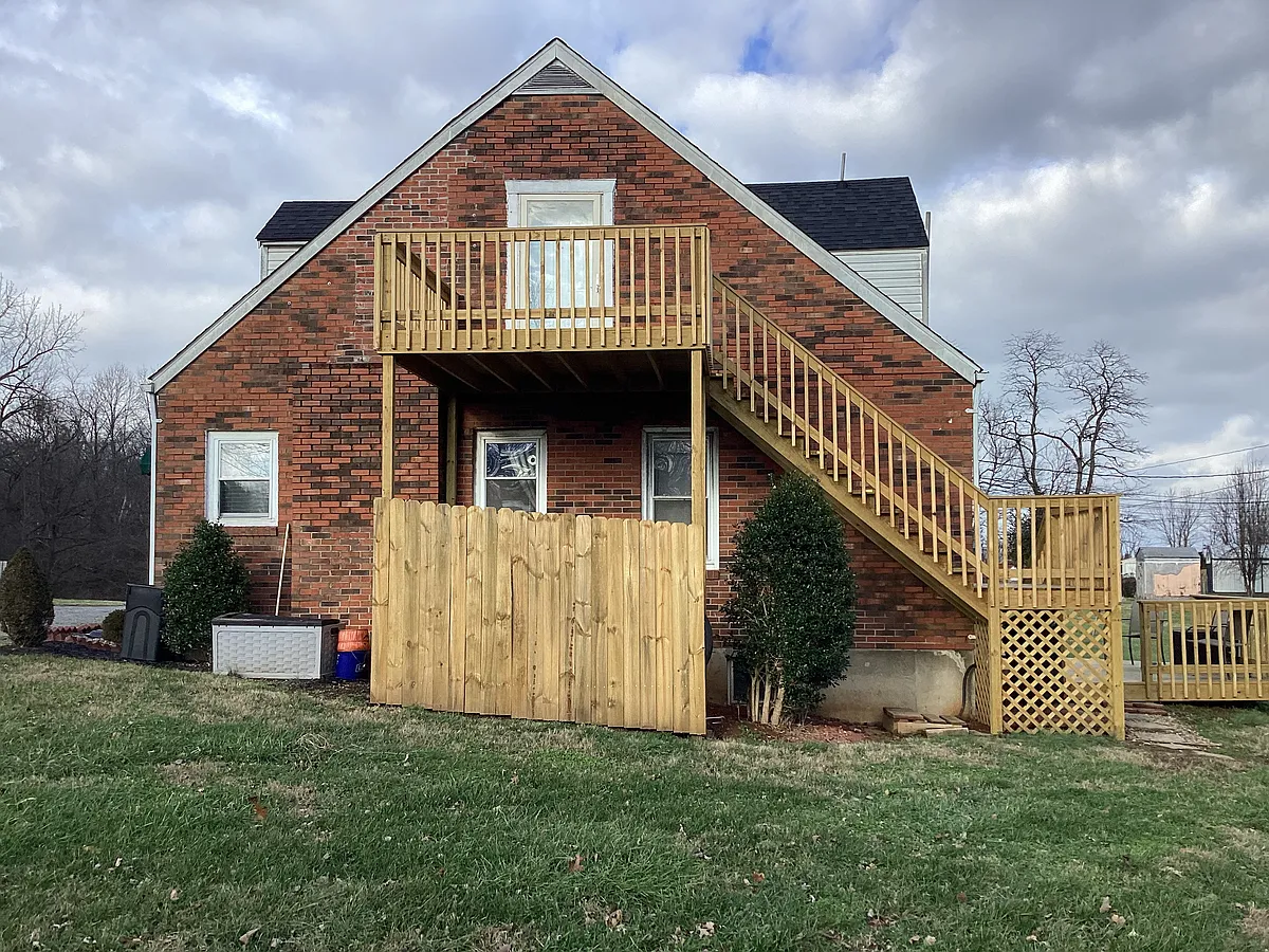 Building Photo - 2645 Louisville Rd #C