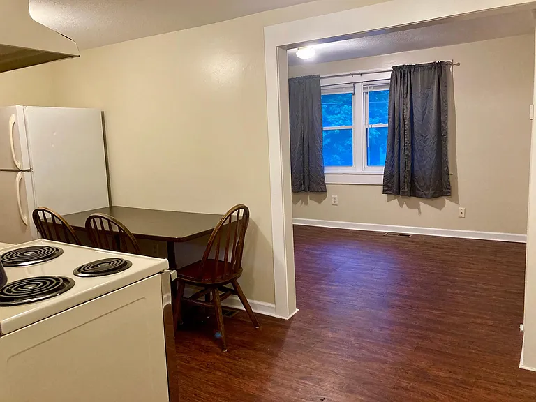 15710 Webster St — Photo 2
