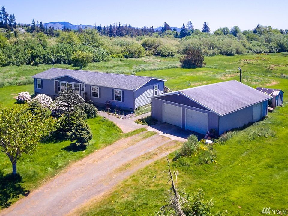 1st image of 3 Dehnert Ln