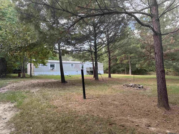 8863 Folly Brown Rd, Clinton, LA 70722