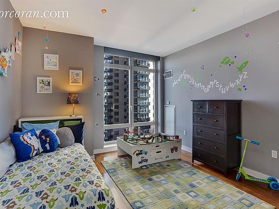 5th image of 2 Northside Piers APT 16K