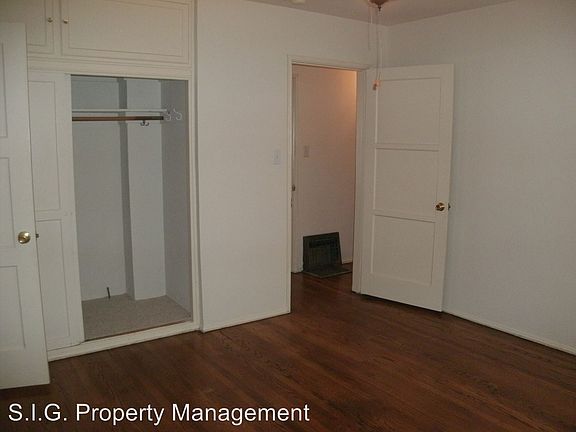 5th image of 3514 Prospect Ave