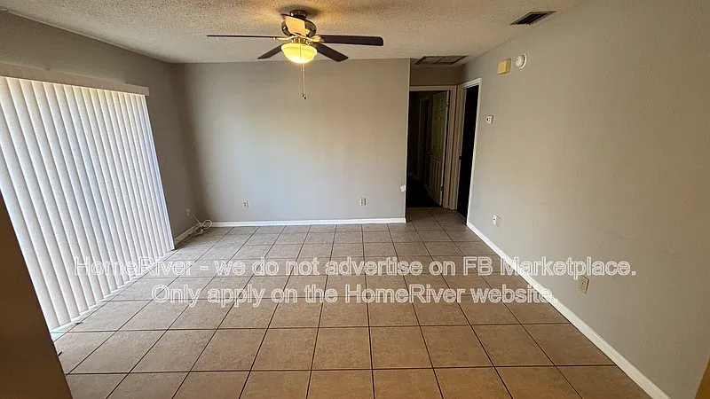 2 bed, 2.0 bath, 864 sqft, $1,395 — Photo 2
