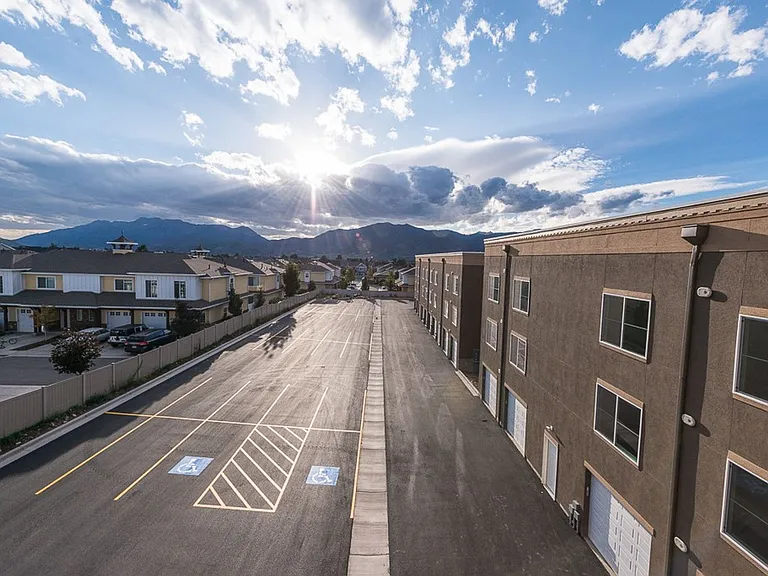 District at Valley Station in Heber — Photo 12