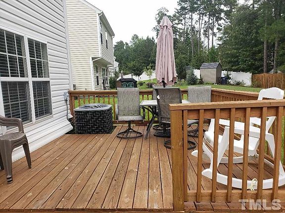 5th image of 1616 Great Bend Dr