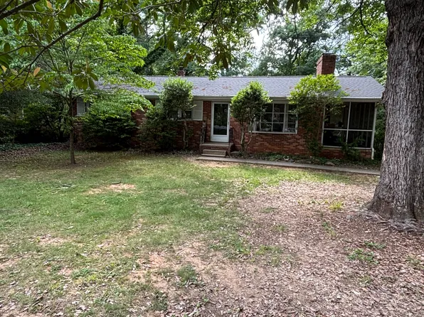145 W Park Dr, Charlottesville, VA 22901