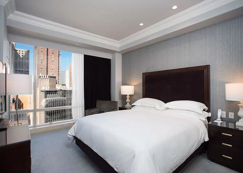 1st image of 1 Central Park W #1516