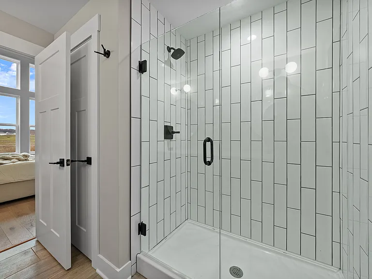 8866 Coe Dr — Photo 18