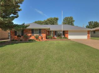 827 N Brewer Ave, Hydro, OK 73048