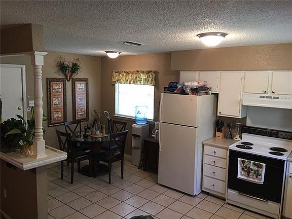 4th image of 6951 Cobblestone Ct