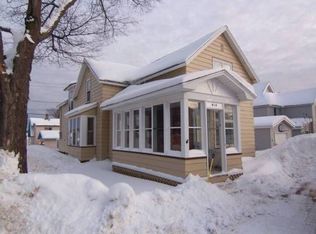 618 N Main St, Ishpeming, MI 49849